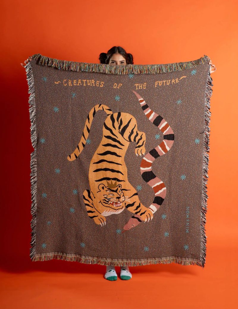 blanket ana tiger 2